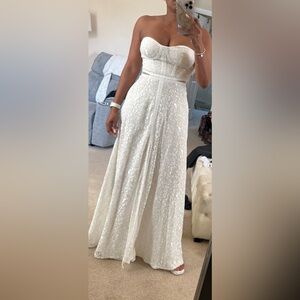 Lulu's White Strapless Gown